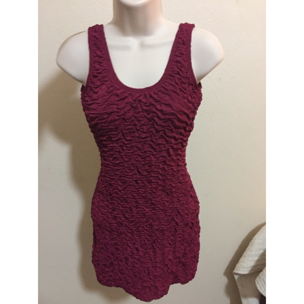 Backless ruffle minidress